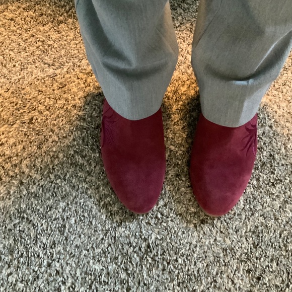 SOLD - Picture 2 of 8